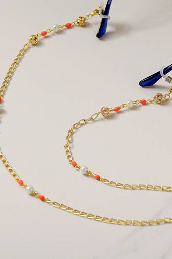 Pretty peach with golden mesh spectacles/air pods chain