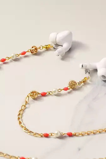 Pretty peach with golden mesh spectacles/air pods chain
