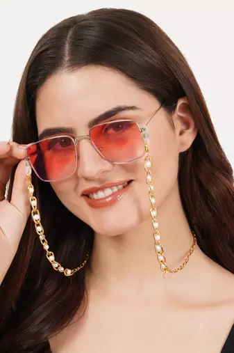 White pearls with gloden links spectacles/air pods chain