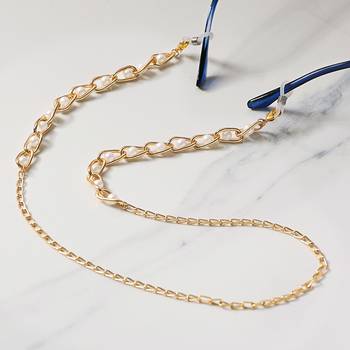White pearls with gloden links spectacles/air pods chain 3