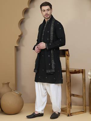 Black embroidered kurta salwar and dupatta set for men 1