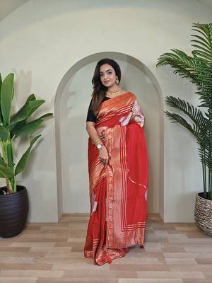 Red Munga Art Silk Designer Saree 2