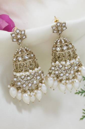 I jewels gold plated traditional handcrafted kundan & pearl dangle jhumka earrings for women