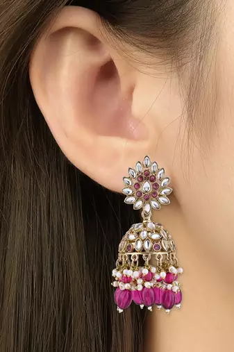 I jewels gold plated traditional handcrafted kundan & pearl jhumka earrings for women