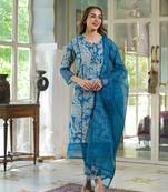 Divena blue rayon floral printed kurta pant with dupatta