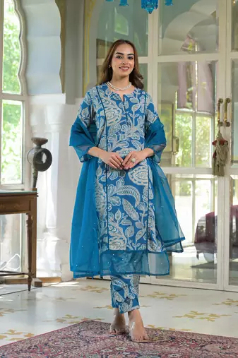 Divena blue rayon floral printed kurta pant with dupatta