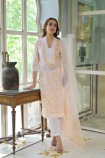 Divena peach block print cotton straight kurta pant with dupatta