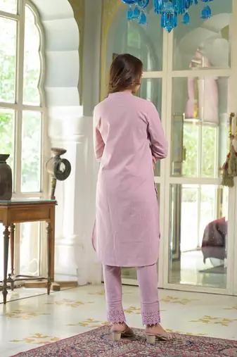 Divena pink solid cotton straight fit lace border kurta with trouser