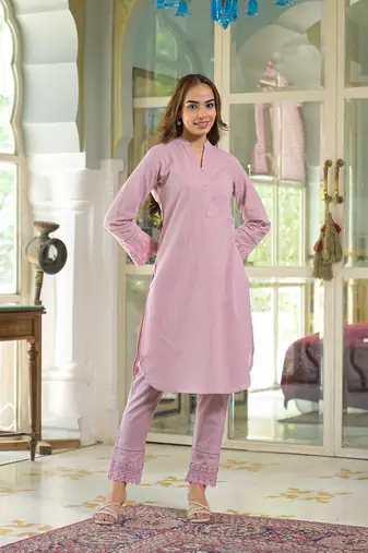 Divena pink solid cotton straight fit lace border kurta with trouser