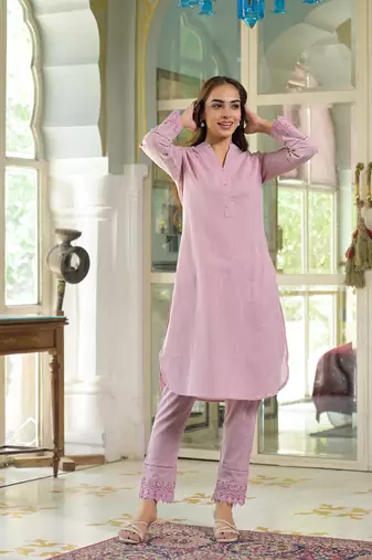 Divena pink solid cotton straight fit lace border kurta with trouser