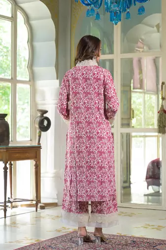 Divena cream & pink rayon ethnic print kurta pant with dupatta