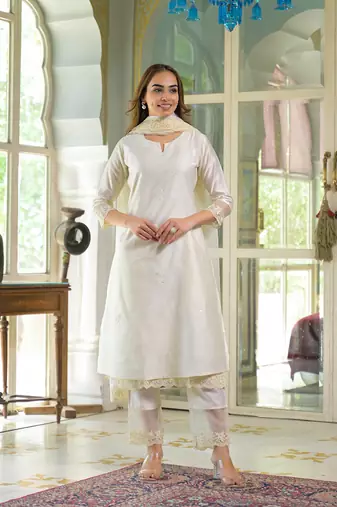 Divena cream chanderi kurta pant with dupatta