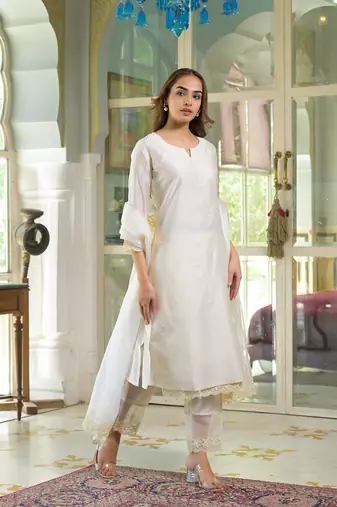 Divena cream chanderi kurta pant with dupatta