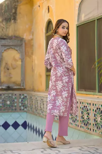 Divena peach floral print cotton straight kurta pant with dupatta