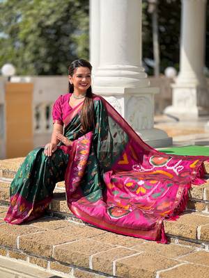 Green Ikat Weaving Art Silk Saree 4