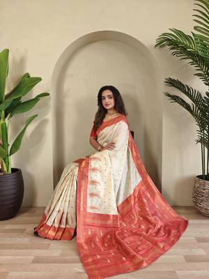 White Kanchipuram Paithani Art Silk Saree 3