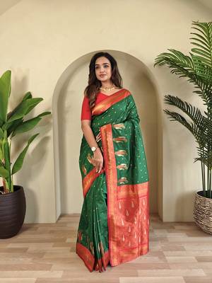 Green Kanchipuram Paithani Art Silk Saree 2