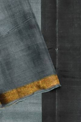 Green mulberry pure silk single ikkat  saree 5