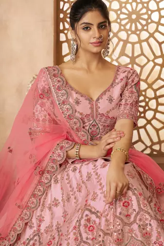 White Imperial Patterned Embroidered Silk Lehenga with Unstiched Blouse
