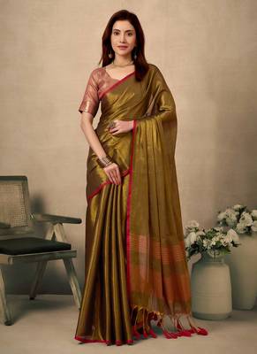 olive contrast weave pallu tissue silk saree with lining blouse 1