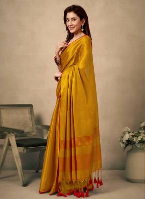 Mustard contrast weave pallu tissue silk saree with lining blouse 2