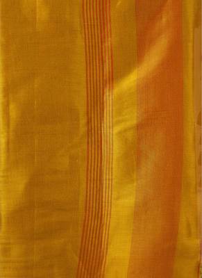 Mustard contrast weave pallu tissue silk saree with lining blouse 4