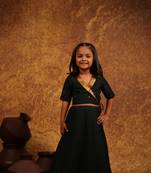 Green cotton top and skirt set for girls