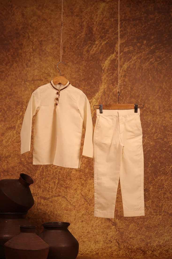 White plain pure  cotton short kurta and pant for kids