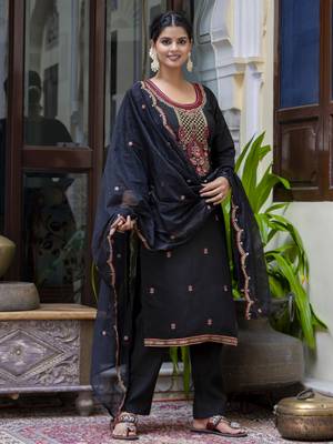 Black color silk blend embroidered readymade salwar kameez 4