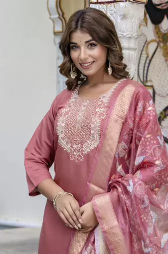 Gajri color silk blend embroidered readymade salwar kameez