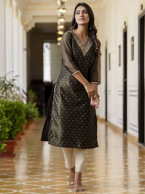 Black color shimmer silk embroidery formal kurta 5