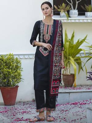 Black color silk blend ready to wear women's kurta set 4