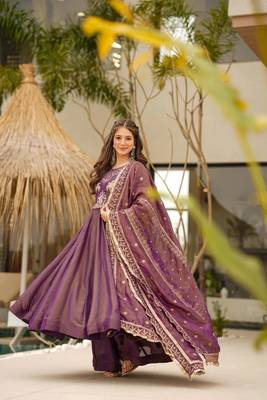 Wine color shimmer two tone readymade salwar kameez for rich looks 2