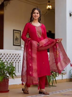 Red color viscosee chanderi partywear readymade kurta set 4
