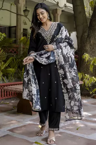 Black color viscosee rayon partywear readymade salwar kameez for trendy looks