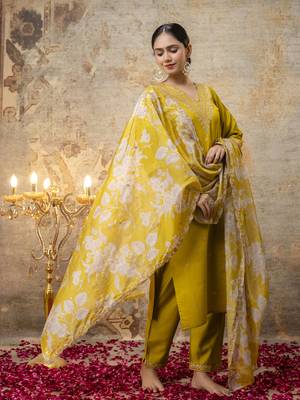 Yellow color viscosee rayon partywear readymade salwar kameez for trendy looks 4