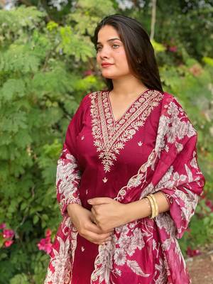 Maroon color viscose rayon fabric partywear readymade salwar kameez for trendy looks 3