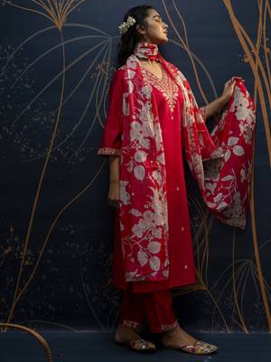 Pink color viscose rayon fabric partywear readymade salwar kameez for trendy looks 5