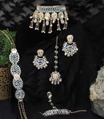 Pink wink full set with necklace, earrings, maangtikka, hathphool & waistbelt