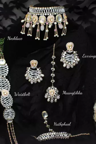 Pink wink full set with necklace, earrings, maangtikka, hathphool & waistbelt