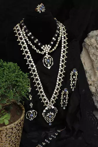 Blue hues full set with choker, long necklace, earrings, bracelet & 2 rings