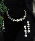 Triangle    mangle full set with necklace and earrings