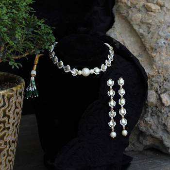 Pear wear full set with necklace and earrings 1