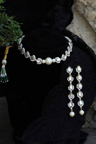 Pear wear full set with necklace and earrings