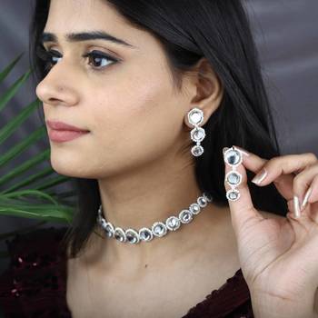 Round bound full set with necklace and earrings 3