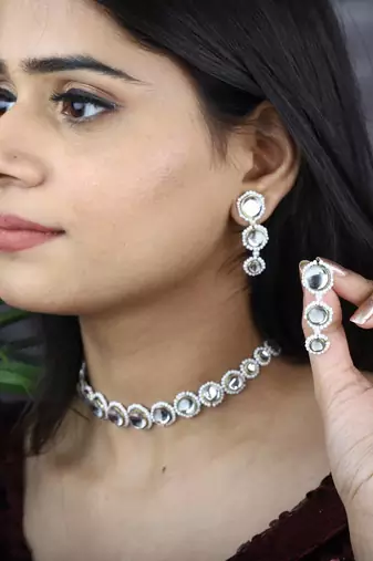 Round bound full set with necklace and earrings