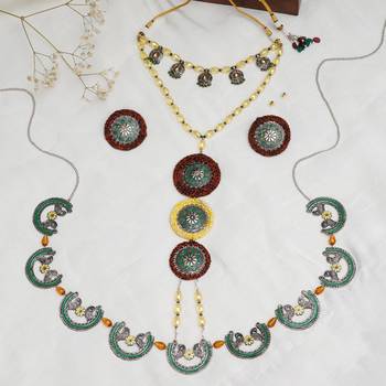 Multi-stranded bohemian jewelry set with circular charms 1