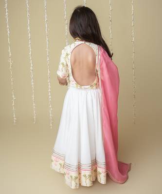 Traditional pichwai printed lehnga set for kids 4