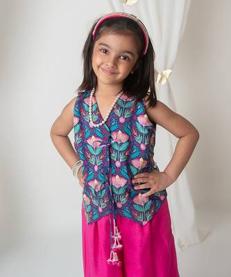 Floral printed waistcoat and sharara set for kids 3