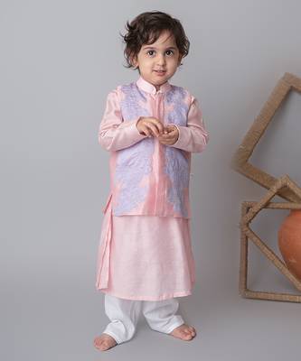 Pink floral applique bandhgala and kurta set for kids 3